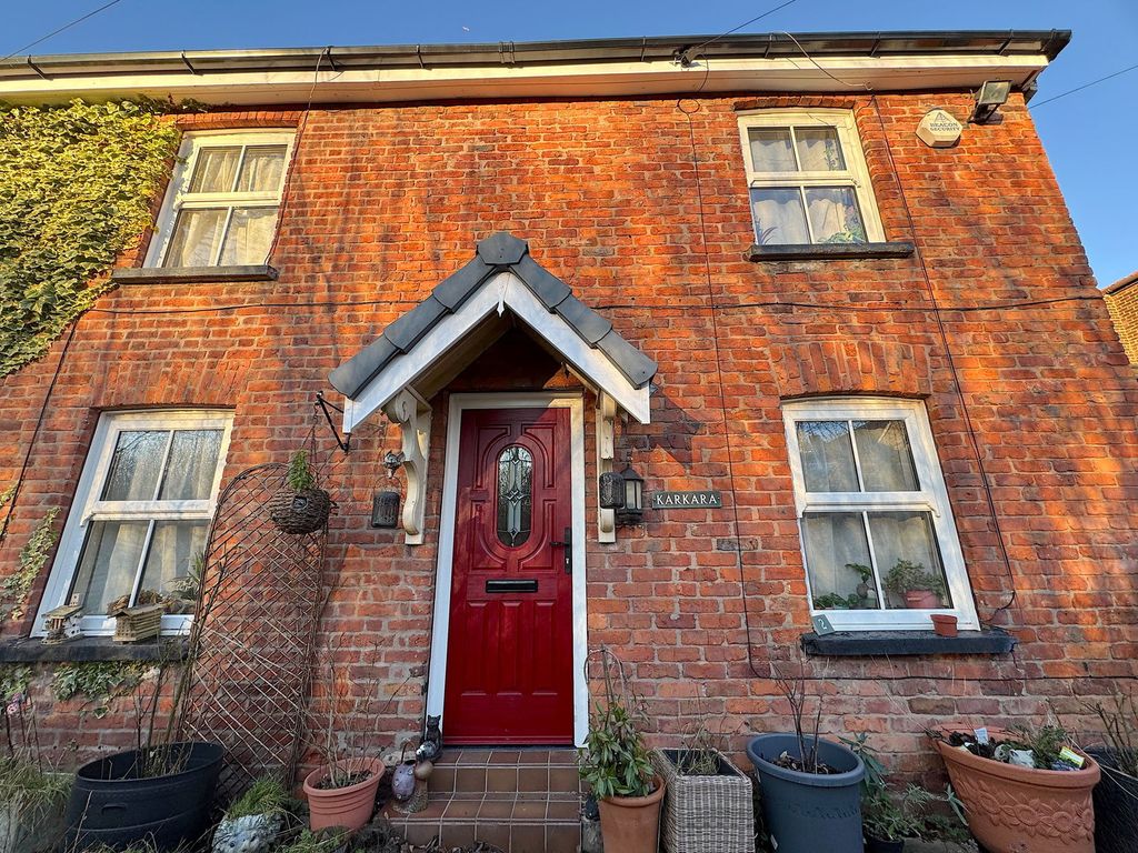 Property photo 2 of 23