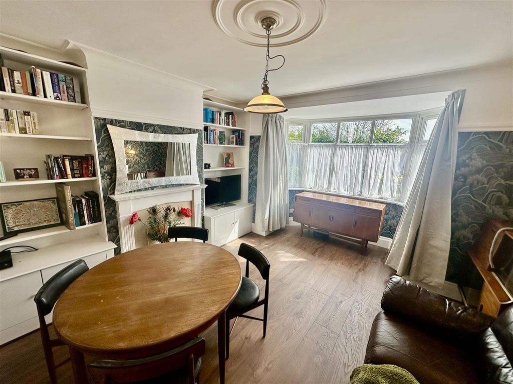 Property photo 3 of 7 Img_2740.Jpg