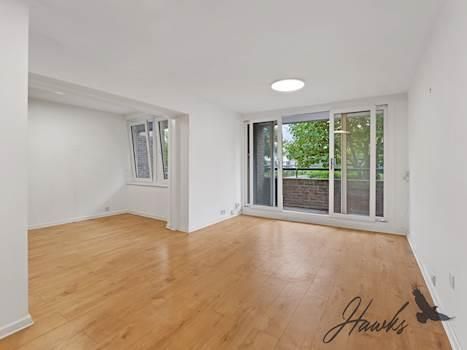 Property photo 1 of 10 E4563c69-F17F-4Df5-B669-Da75061d4E0Boshbf - 5 Nero