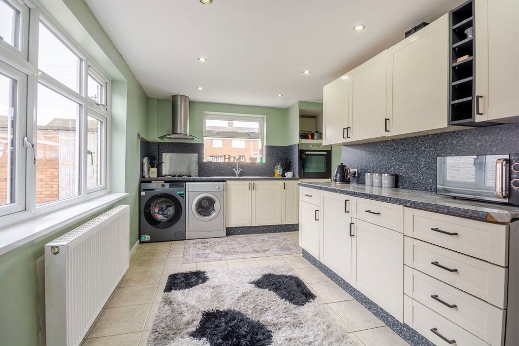 Property photo 3 of 15 Ccltd-2