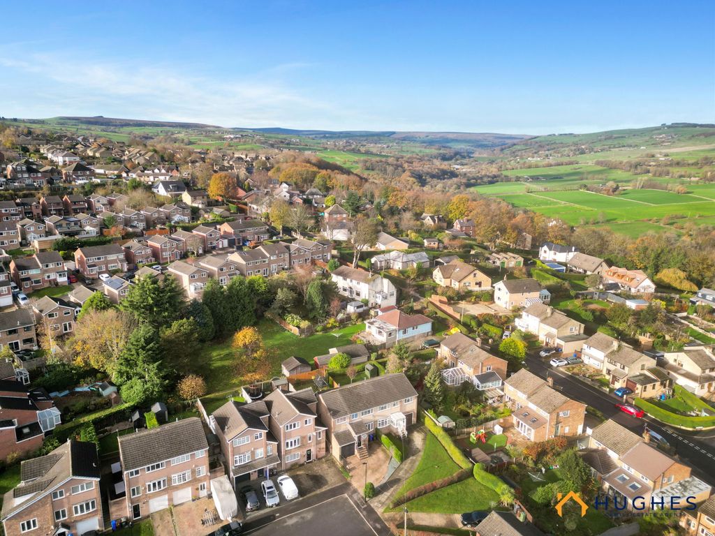 Property photo 2 of 35