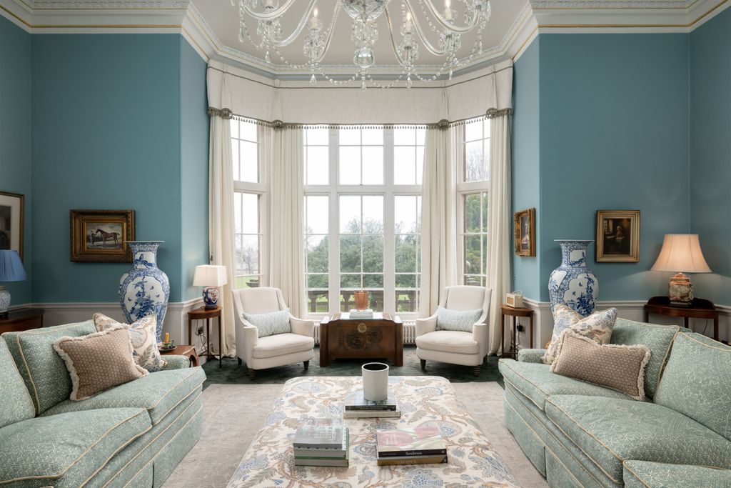 Property photo 3 of 34 Gallery