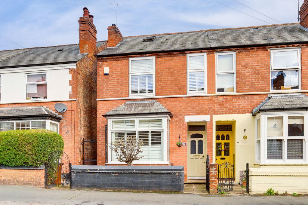 Property photo 1 of 26