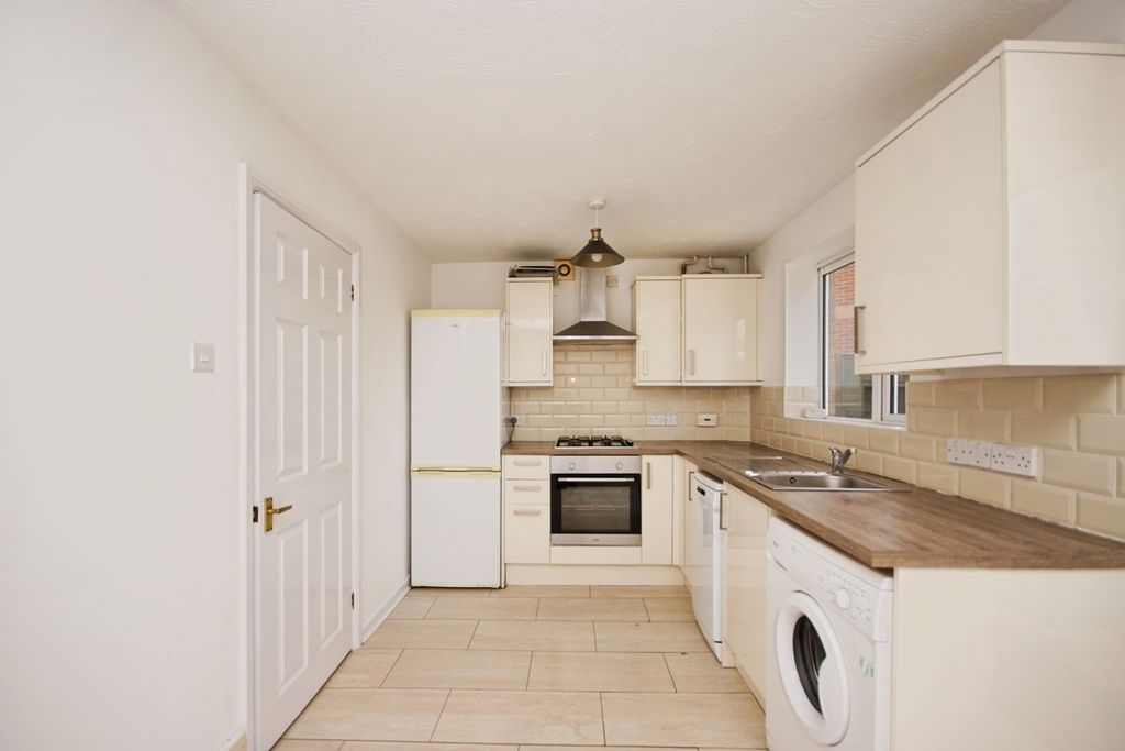 Property photo 3 of 18 Photo