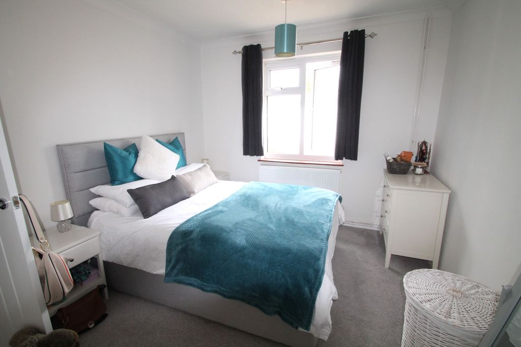 Property photo 3 of 14 Photo 12