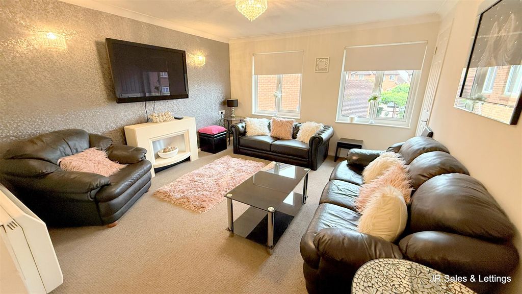 Property photo 3 of 7 Img_3952.Jpg