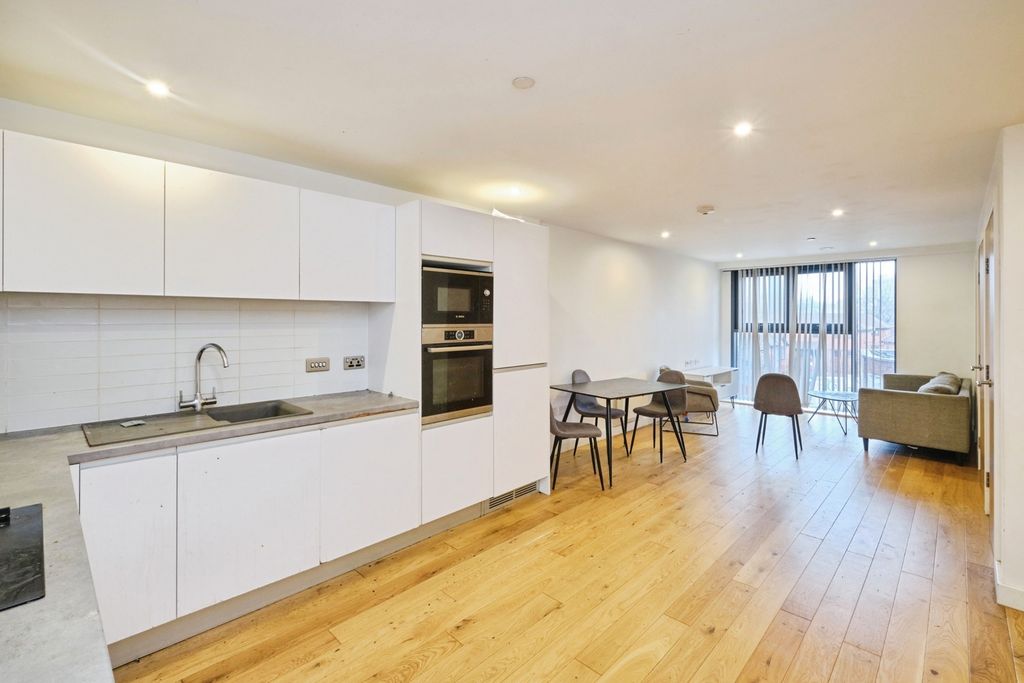 Property photo 3 of 21 Pbox-Img.Jpg