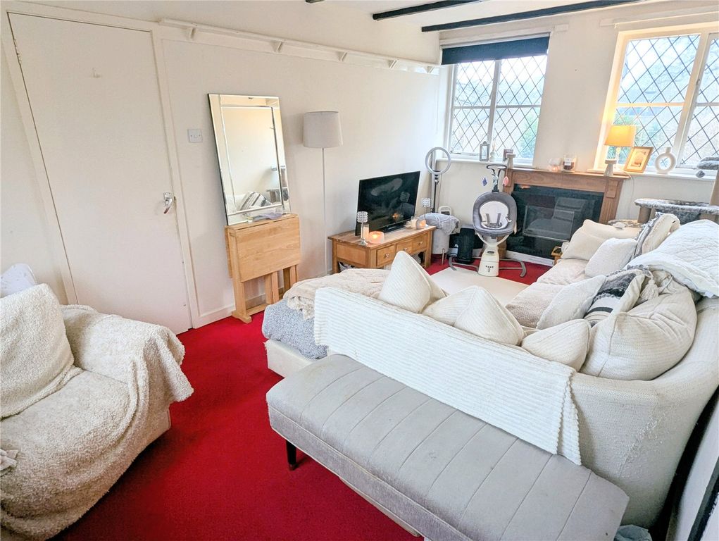 Property photo 3 of 7 Picture No. 14