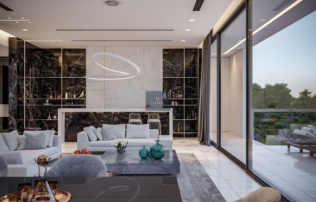 Property photo 3 of 5