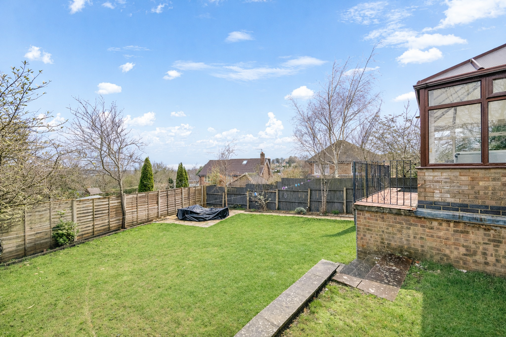 Property photo 1 of 25