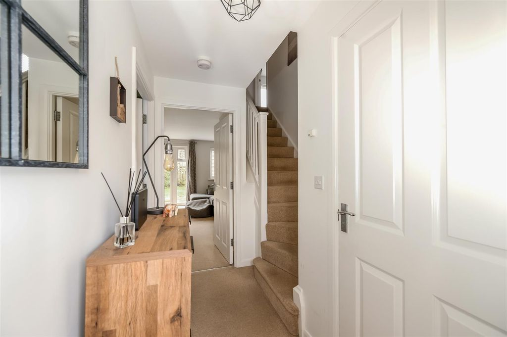 Property photo 2 of 22 Sketch_Ph11_6396893.Jpg