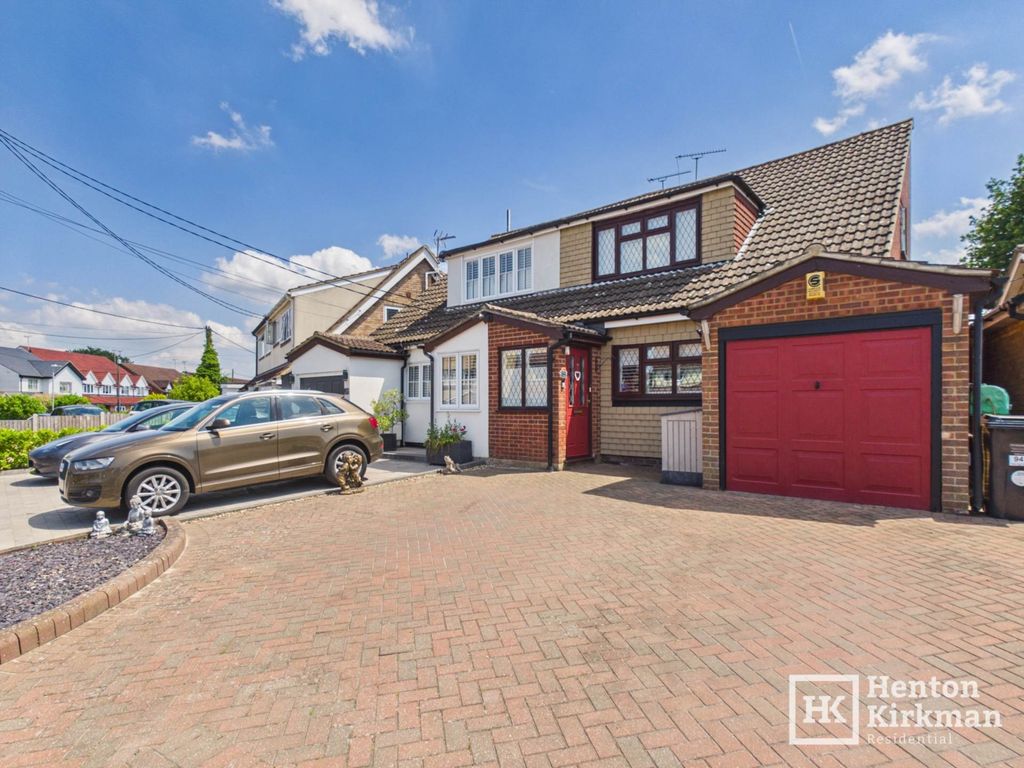 Property photo 1 of 11