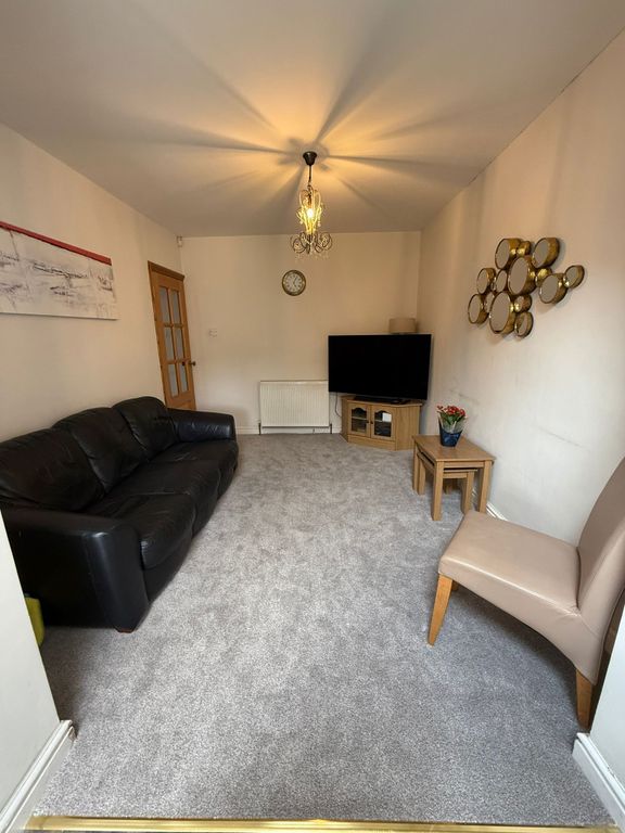 Property photo 3 of 18
