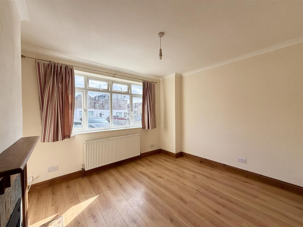 Property photo 3 of 10 Reception Room