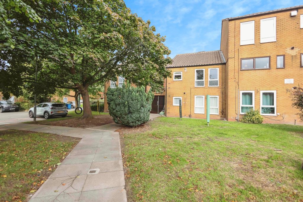 Property photo 3 of 17