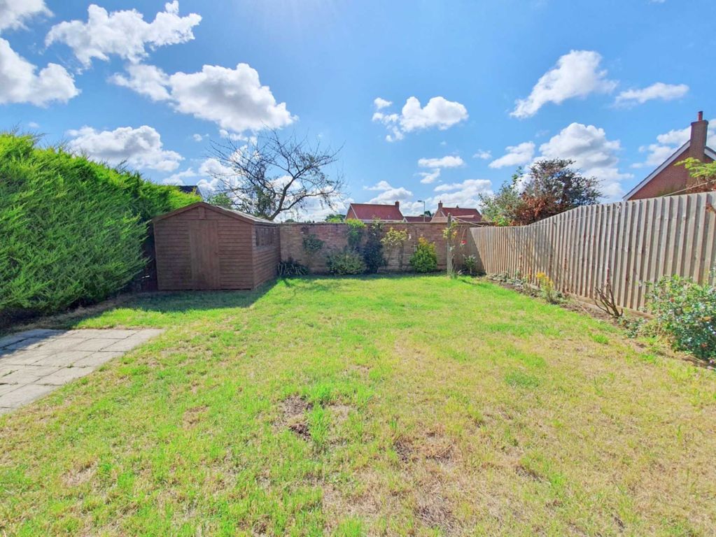 Property photo 2 of 20