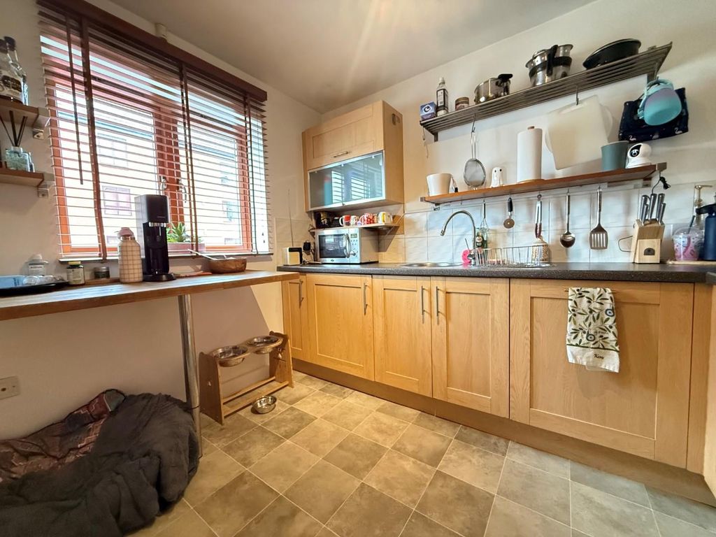 Property photo 3 of 11 6.Jpg