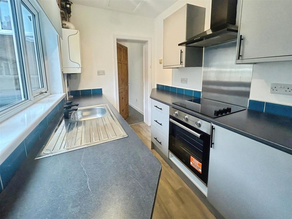 Property photo 2 of 12 Bcde65Fe-7.Jpg