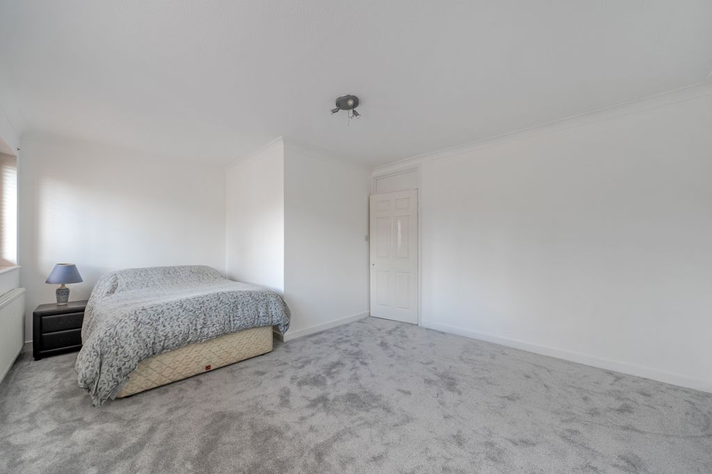 Property photo 3 of 11 1462944-19-6A0d7F...