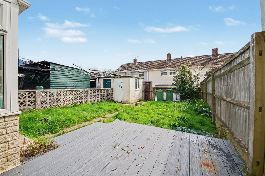 Property photo 3 of 13