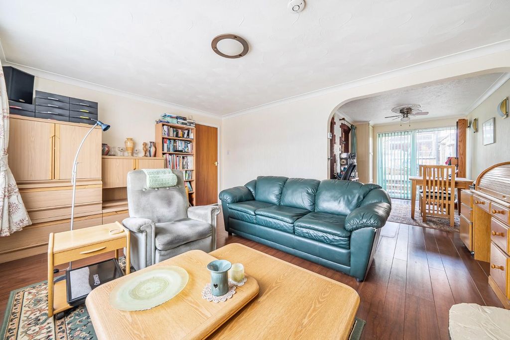 Property photo 3 of 19 1395257-9-695d282653F7A.Jpg