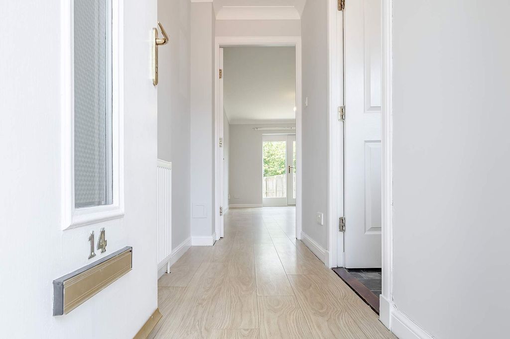 Property photo 2 of 15 Hall
