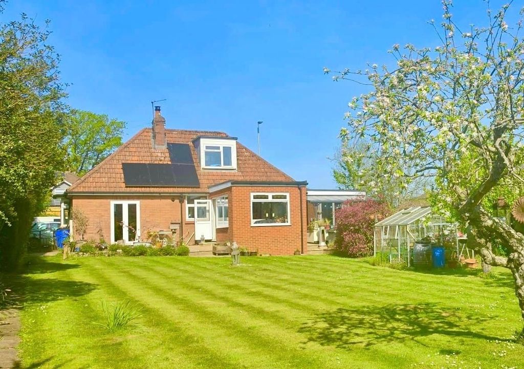 Property photo 1 of 35