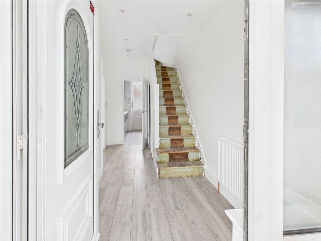 Property photo 3 of 8 Picture No. 08