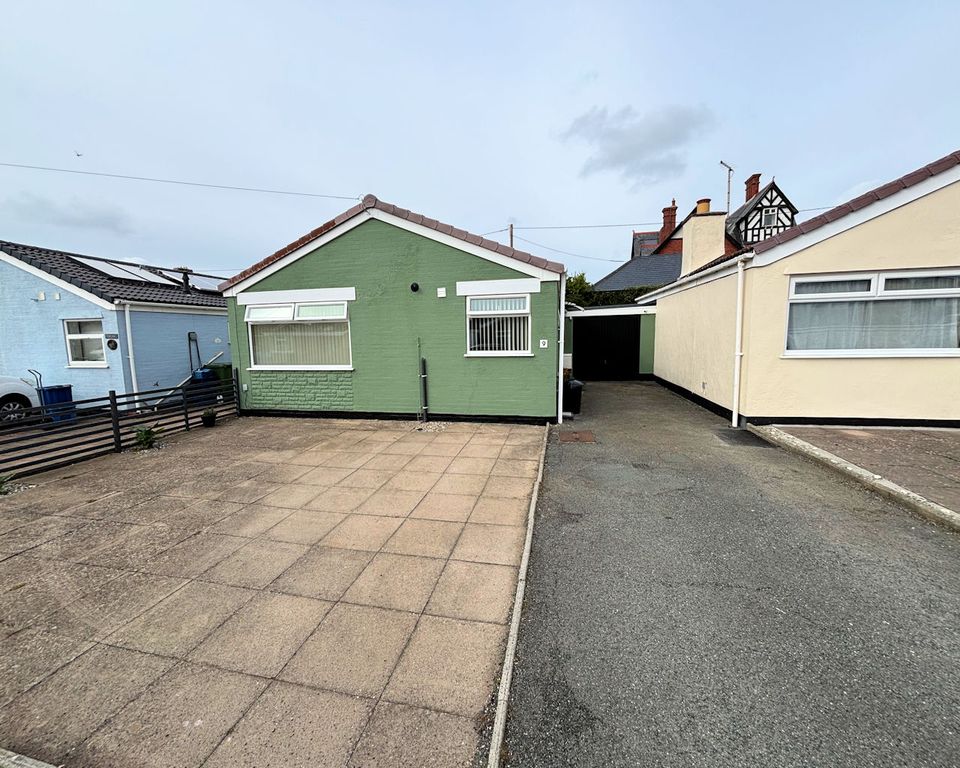 Property photo 1 of 27