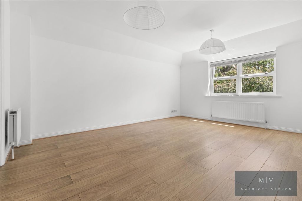 Property photo 2 of 12 Normanton Road 19 F5 MV-1.Jpg