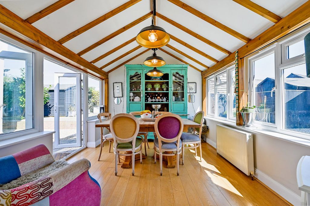 Property photo 2 of 18 Breakfast Room