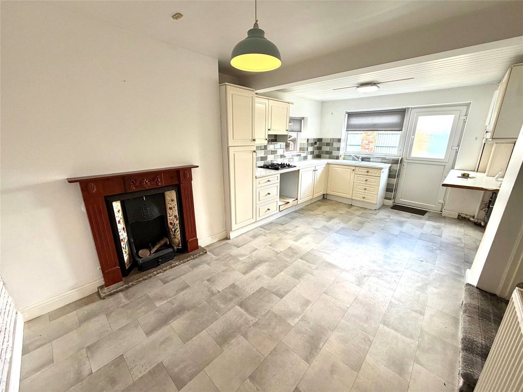 Property photo 3 of 16 Picture No. 08