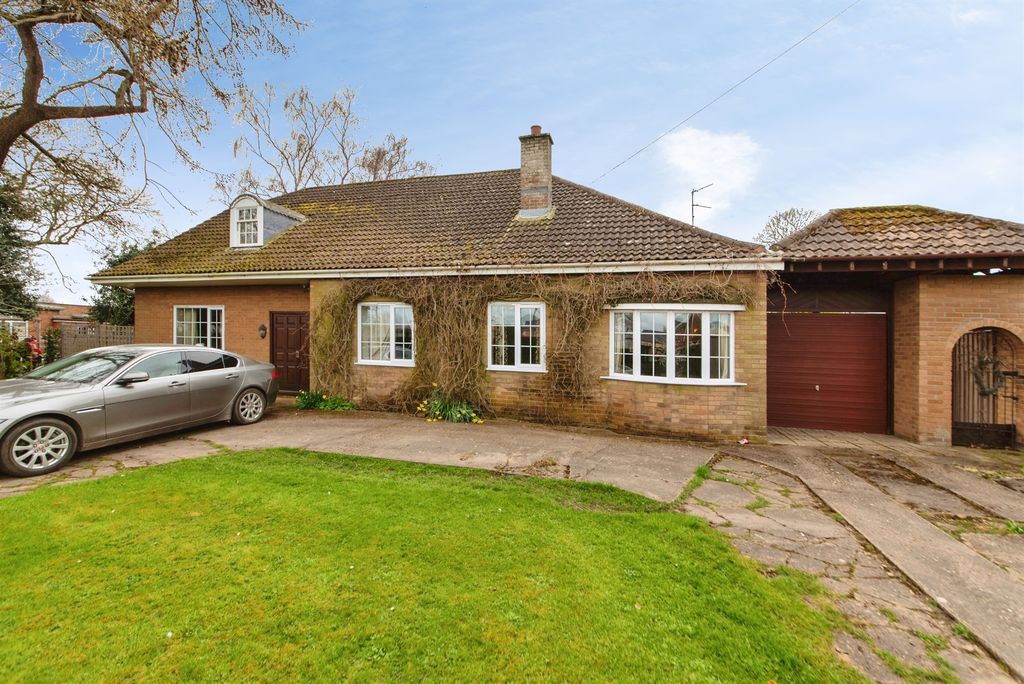 Property photo 1 of 30