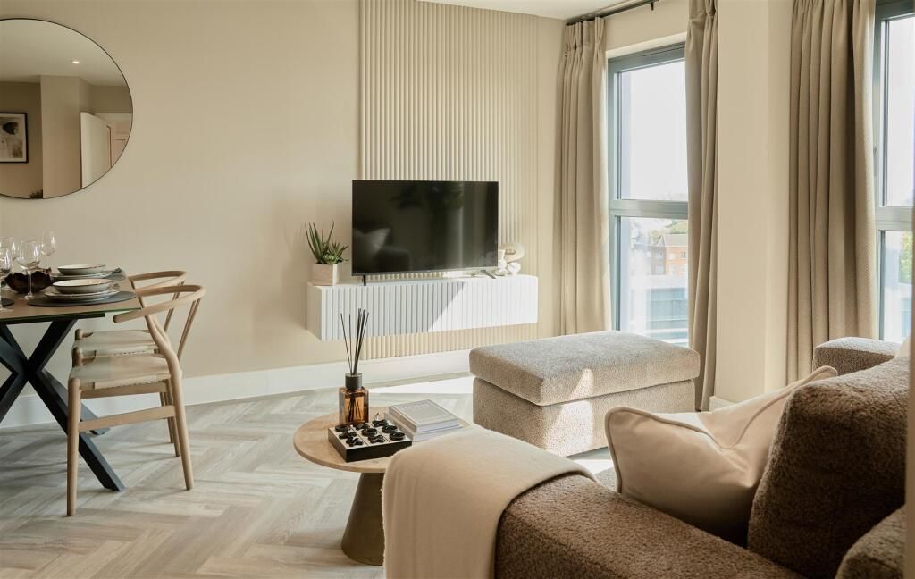 Property photo 2 of 18