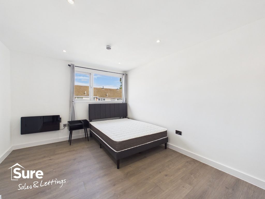 Property photo 1 of 21 5522801