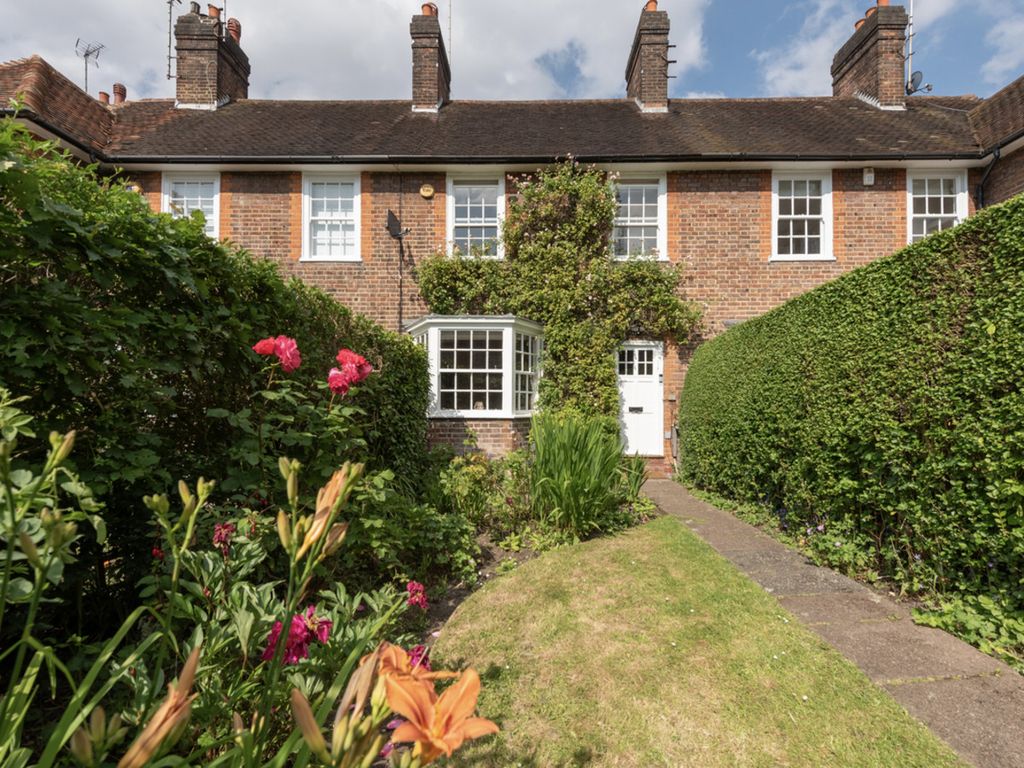 Property photo 1 of 16