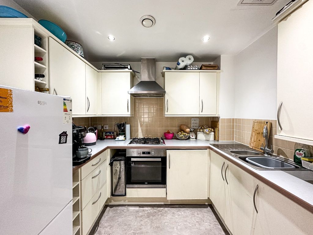 Property photo 2 of 9 4849783