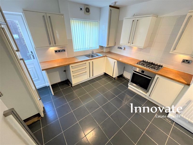 Property photo 3 of 9 Photo 21