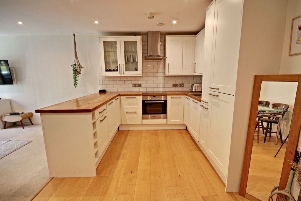 Property photo 3 of 29 101 Qmh - Kitchen-New