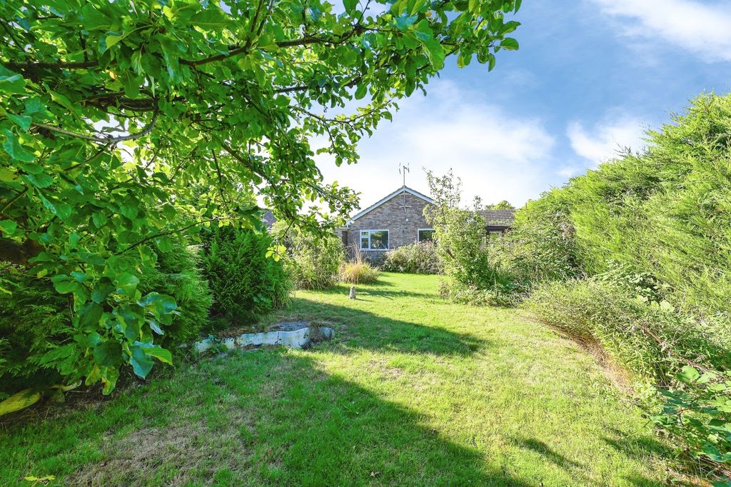 Property photo 3 of 17 Pbox-Img.Jpg