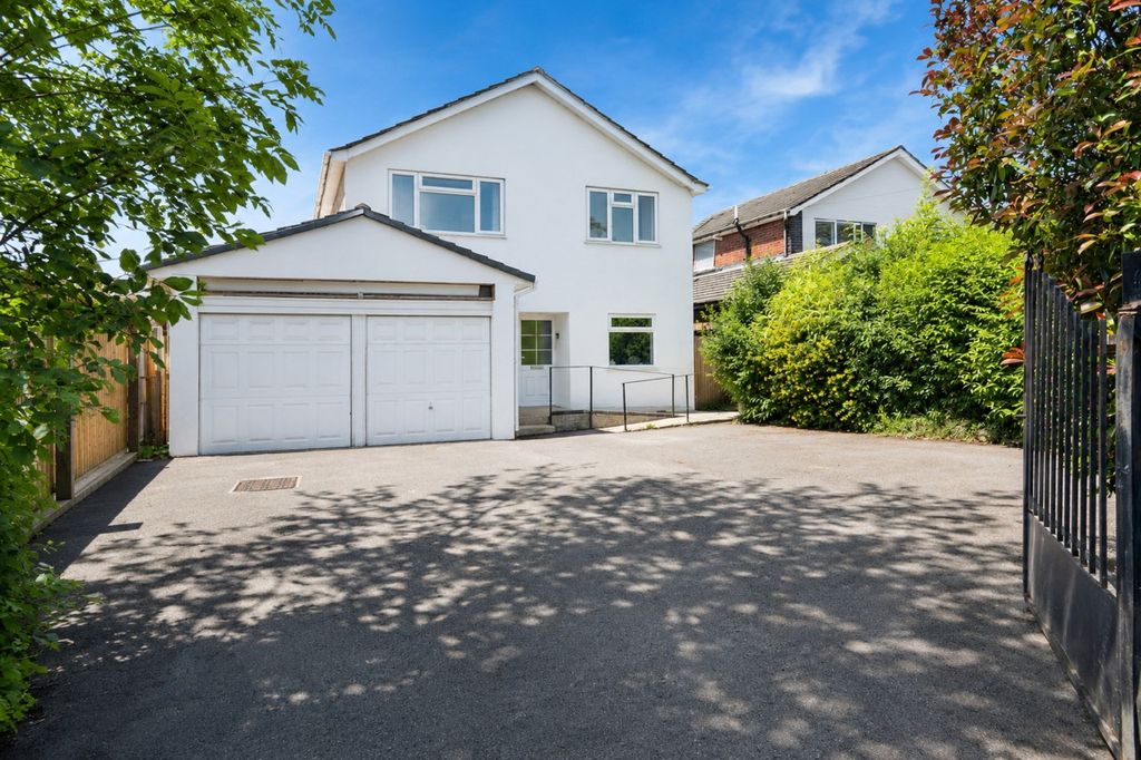 Property photo 1 of 22