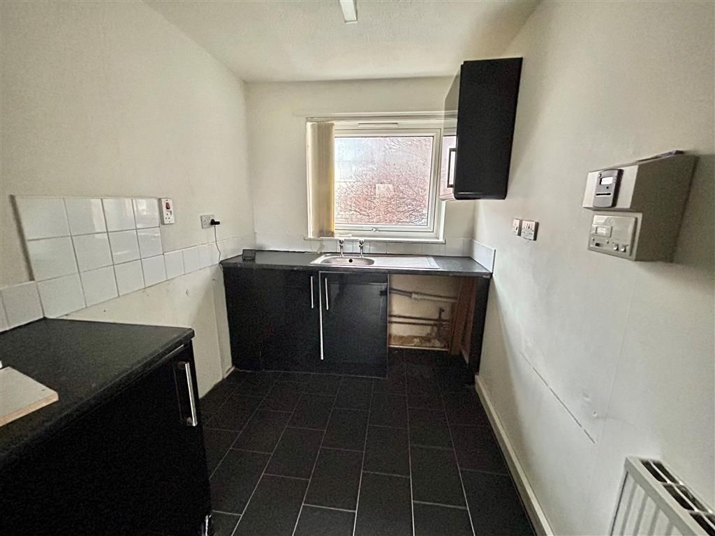 Property photo 3 of 7 Image