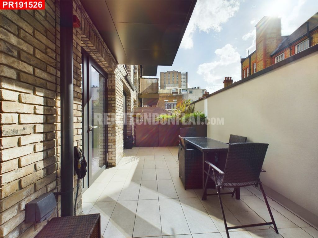 Property photo 2 of 30