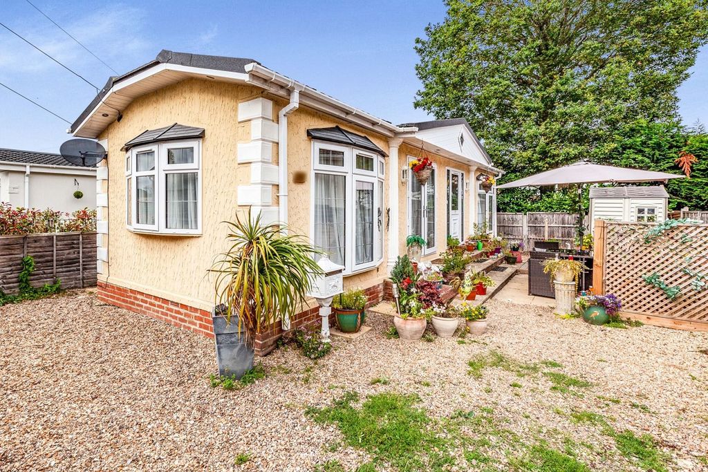 Property photo 2 of 14