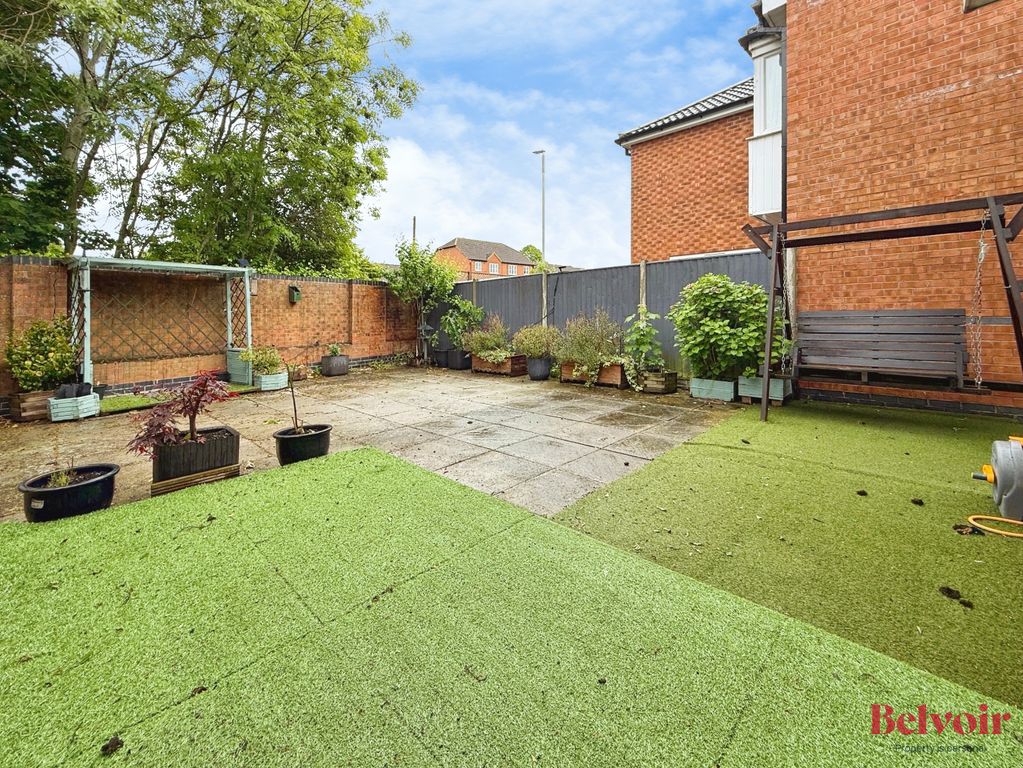 Property photo 2 of 21