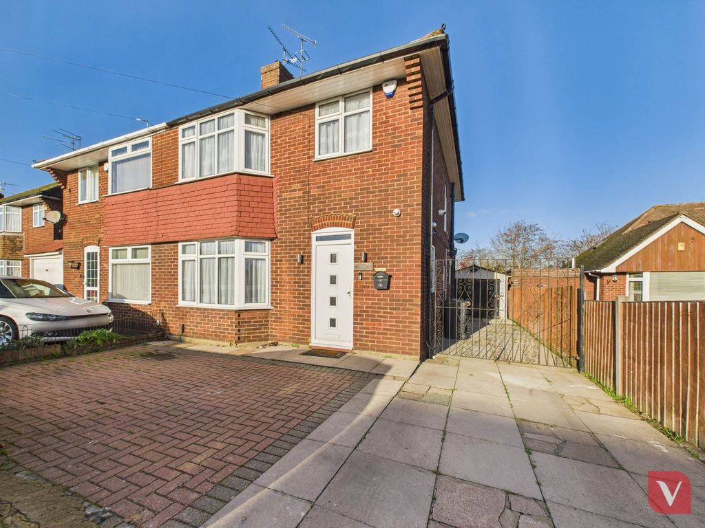 Property photo 1 of 20