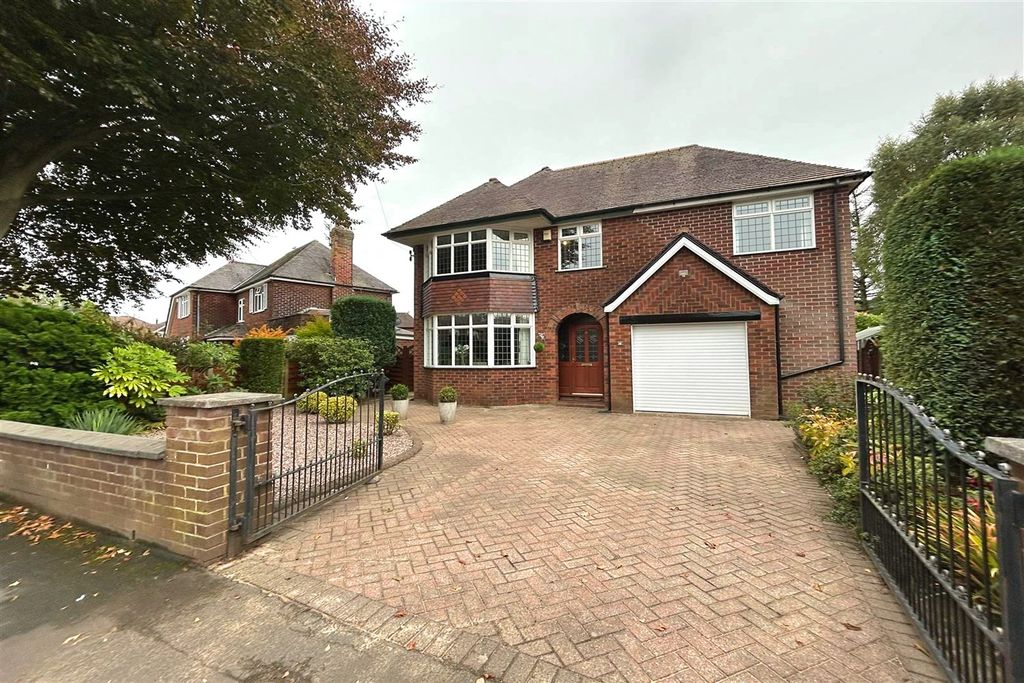 Property photo 1 of 28 (Main)