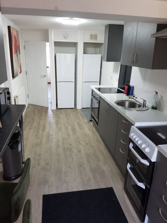 Property photo 3 of 5