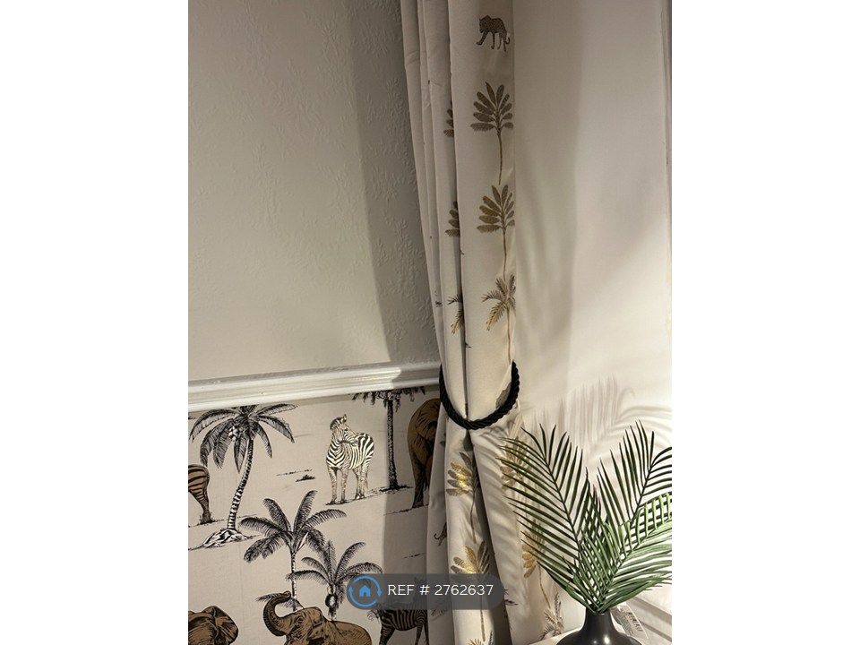 Property photo 2 of 16 Bed 2