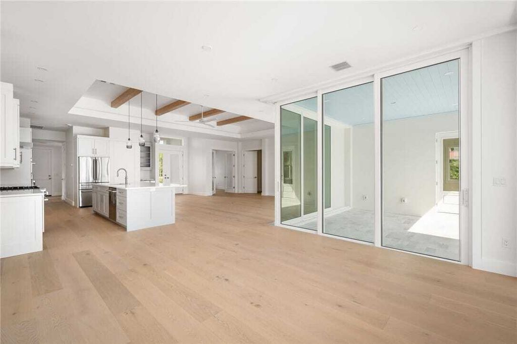 Property photo 3 of 10 <Alttext/>